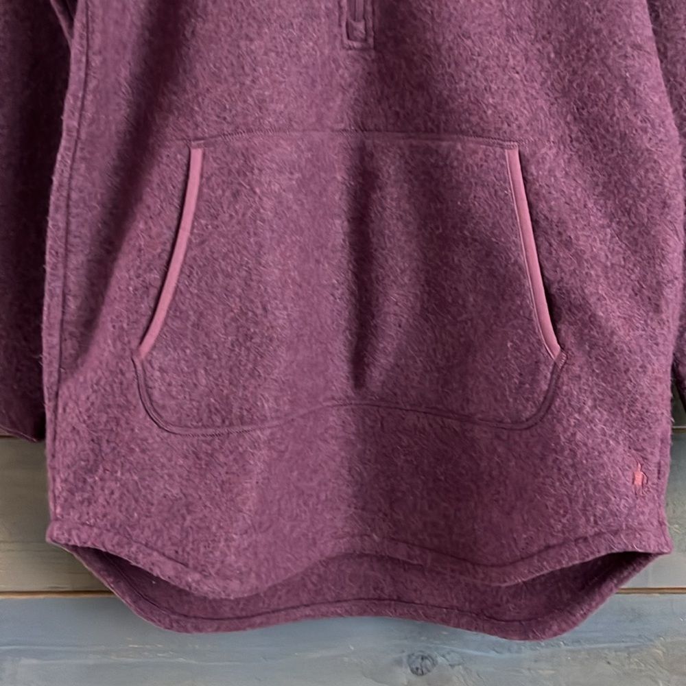 Smartwool Women's $175 Size S Hudson Trail Fleece Poncho NWT Purple - Picture 4 of 11